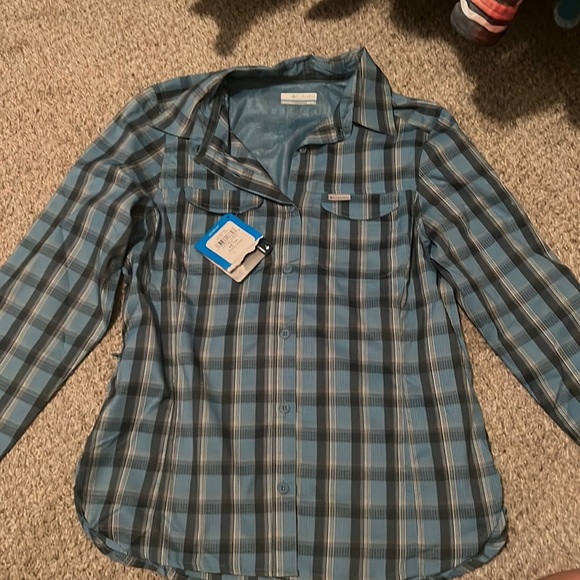 Long sleeve dry fit Columbia button up - Picture 1 of 2